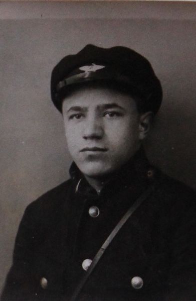 Файл:Яковлев Петр Георгиевич (1908).JPG