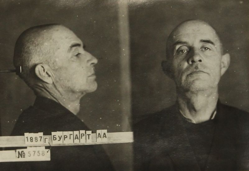 Файл:Бургарт Александр Антонович (1887).JPG