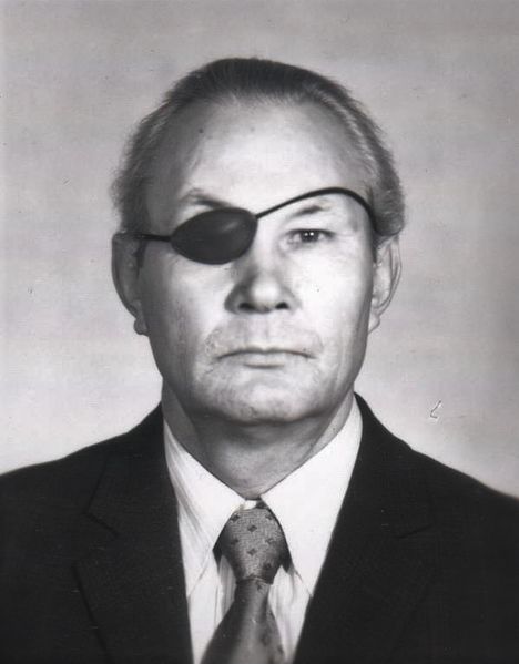 Файл:Дядя Лёва.jpeg