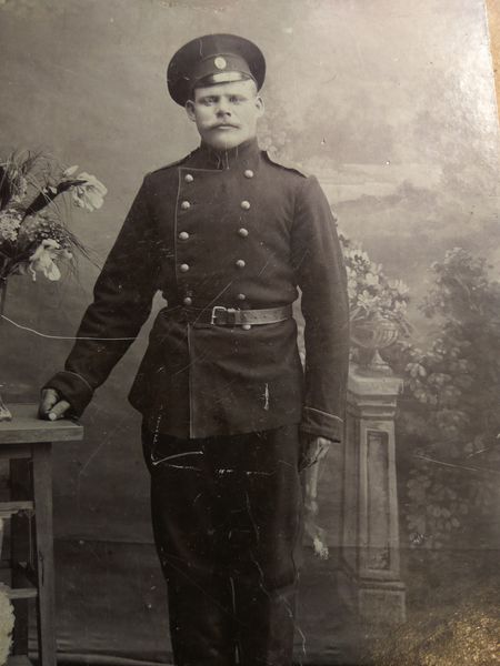 Файл:Гузевич Николай Мартынович (1887).jpg