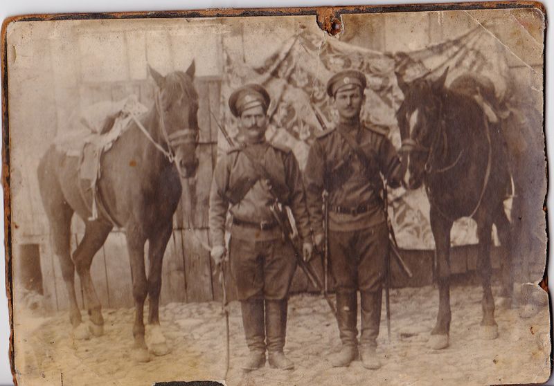 Файл:Андрей и Александр Субботины 1914г..jpg