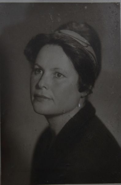 Файл:Нелюбина Фаина Михайловна (1922).JPG