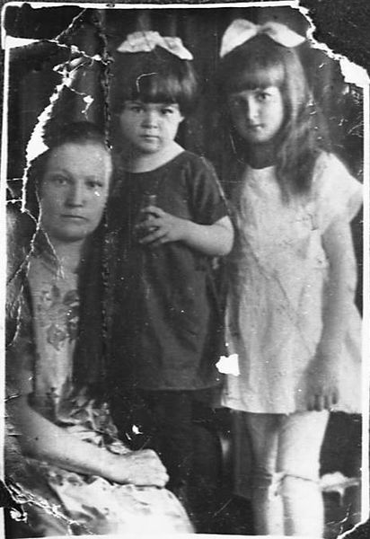 Файл:Павляк Мария Георгиевна (1890).jpg