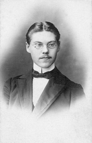 Недоспасов Владимир Александрович (1895).jpg