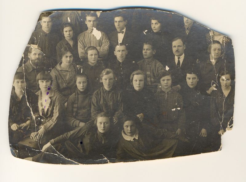 Файл:Дегтянников Николай Андреевич (1898) 1.jpg