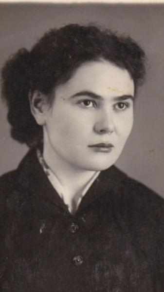 Файл:Нугманова Сания Габдурахмановна (1928).PNG