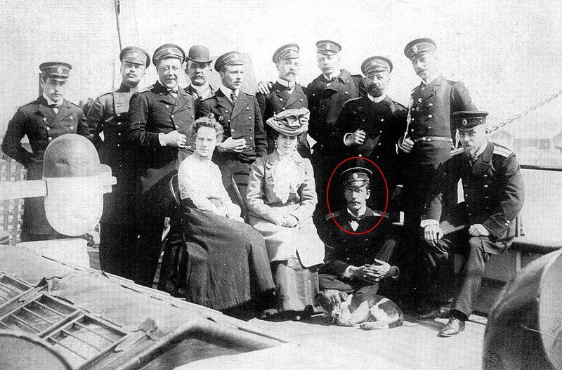 Файл:Путятин с офицерами крейсера Забияка, 1902 - 01.jpg