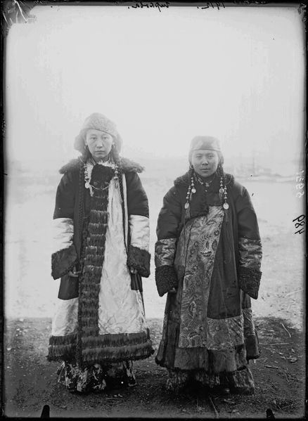 Файл:Евдокия Чаркова Фото Федоров Н.В.1912г.Архив Минусинского музея.jpg