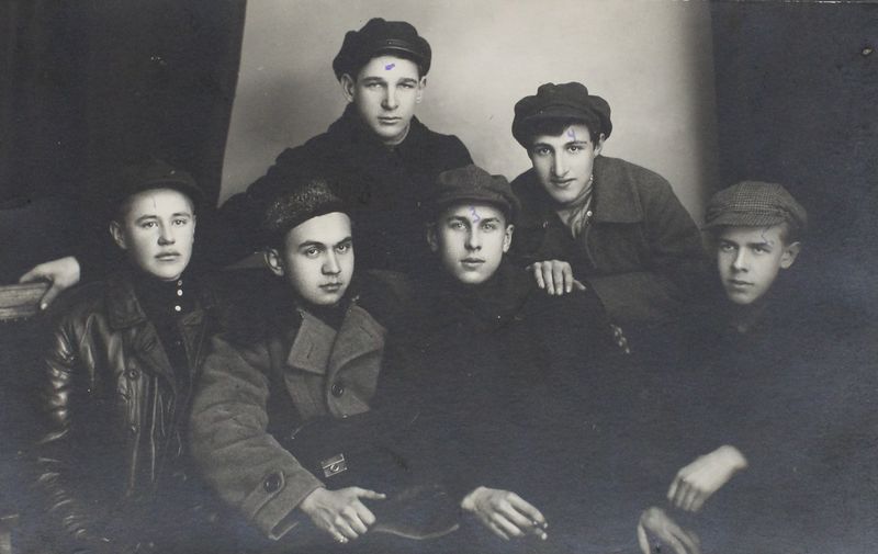 Файл:Зверев ДФ (1906)-5.JPG