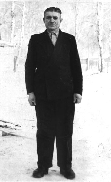 Файл:Лишчишин Иван Алексеевич (1902) 4.jpg