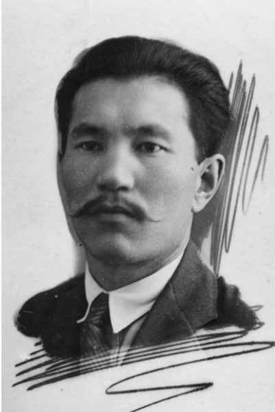 Файл:Гомбоджаб Мерген Гомбоджабович (1902).png