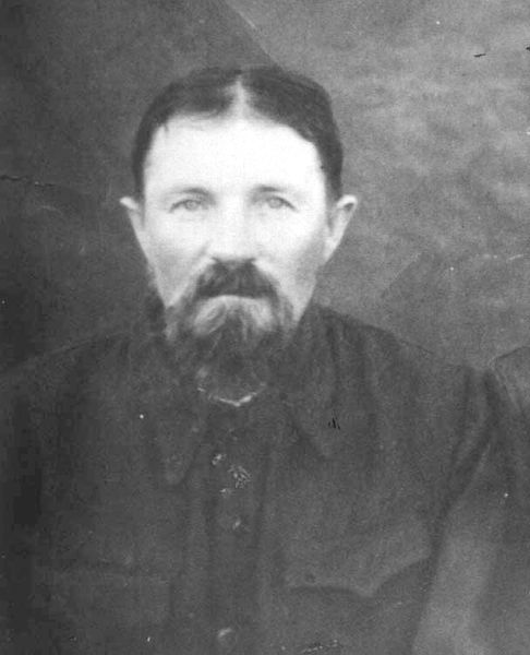 Файл:Денисов Василий Степанович (1905) 2.jpg