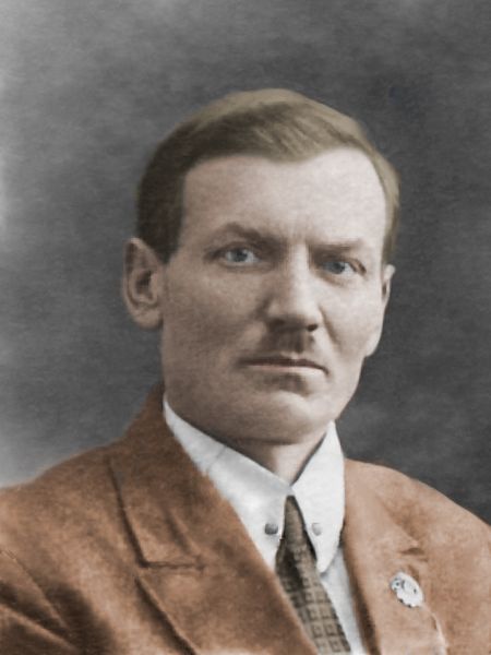 Файл:Vosstanovlennoe foto iz pasporta.JPG