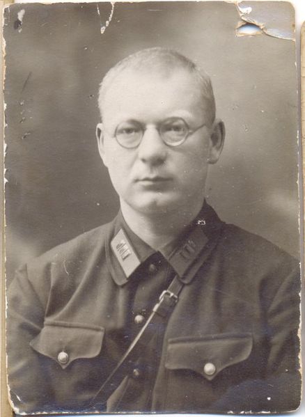 Файл:Родин Василий Фролович (1895) 2.jpg