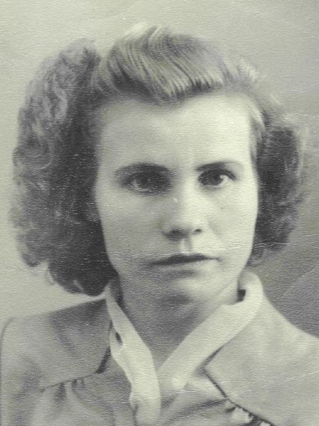 Файл:Хейкинен Хельми Ивановна (1929).jpg