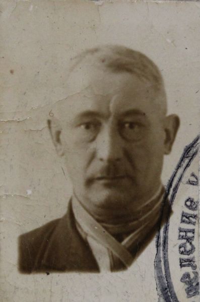 Файл:Ковалев Даниил Никифорович (1887).JPG