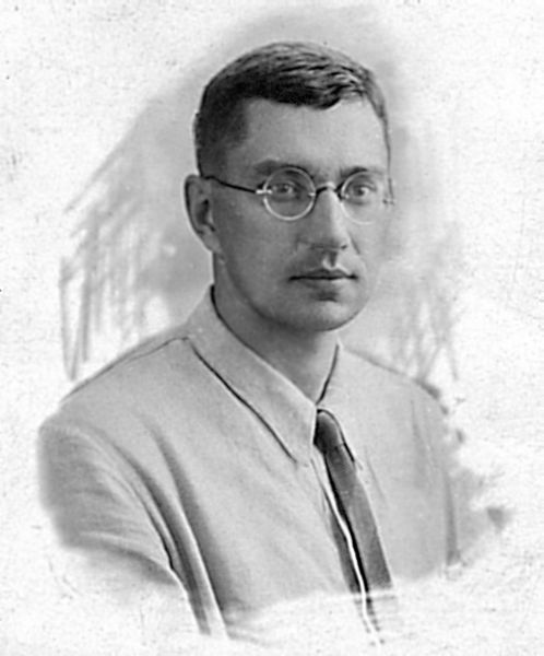 Файл:Домарев Владимир Сергеевич (1897) 1.jpg