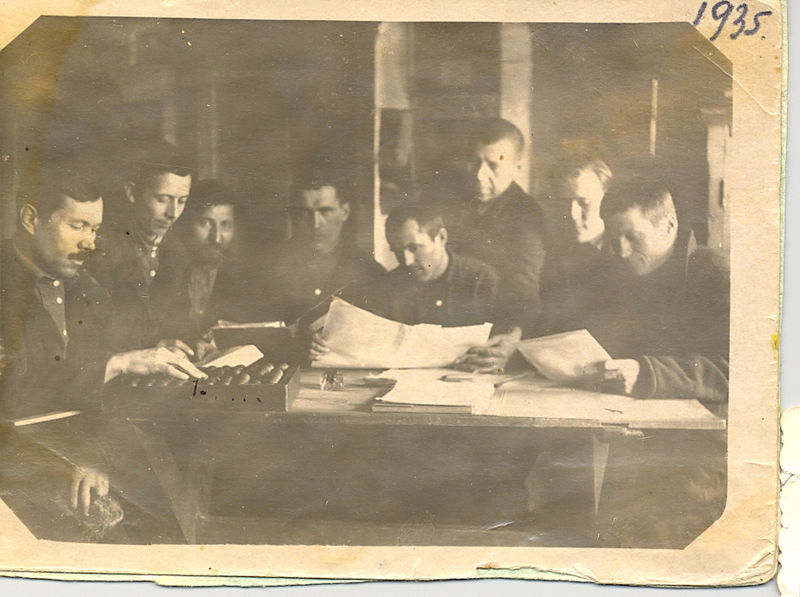 Файл:Суров Иван Кириллович (1891) 1.jpg