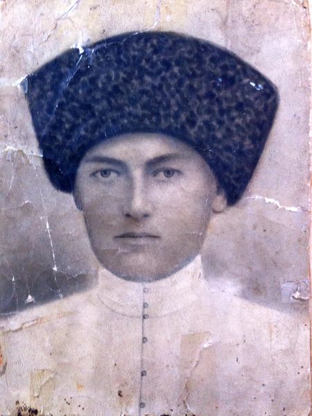 Файл:Хамчиев Али Даутбиевич (1911).jpg