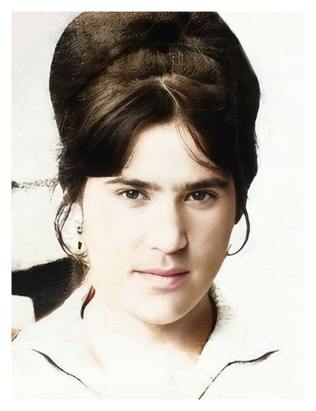 Файл:Тефикова Лютфие (1951).jpg