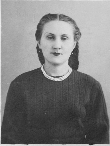 Файл:Козьмина Лидия Павловна (1924).JPG