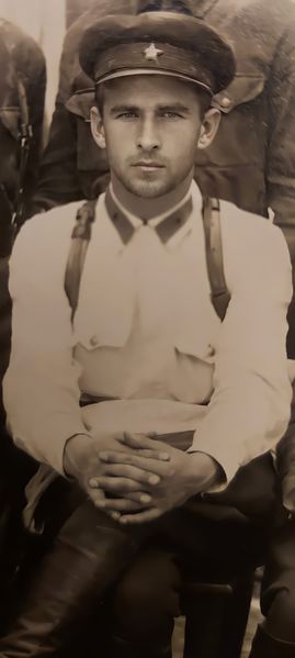 Файл:Найнис Виктор Иосифович (1901).jpg