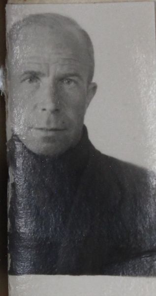 Файл:Гарри Игорь Георгиевич (1909).JPG