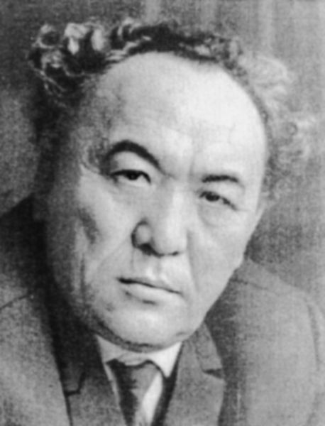 Файл:Кугультинов Давид Никитич (1922).jpg