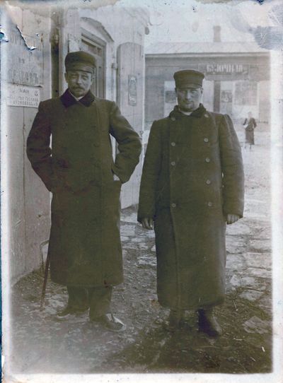 Юдины Матвей Иванович (справа) и его брат Сергей.jpg