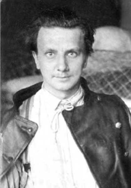 Файл:Вавулин Александр Викторович (1882).jpg