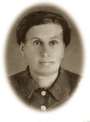 Шутц Антонина Петровна (1905).jpg