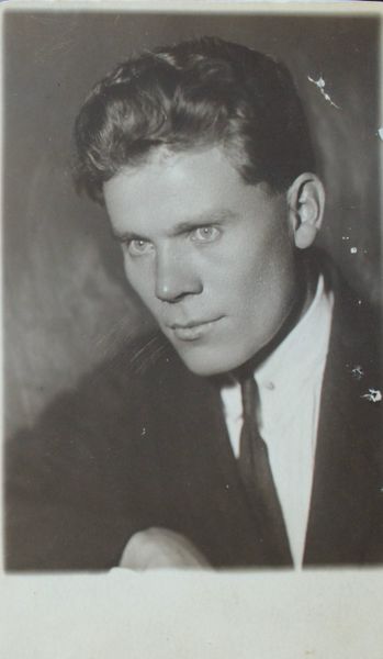 Файл:Земцов Александр Афанасьевич (1894).JPG