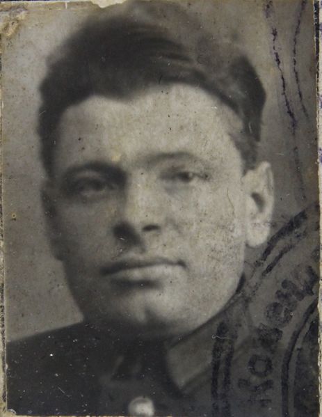 Файл:Жаринов Михаил Степанович (1899).jpg