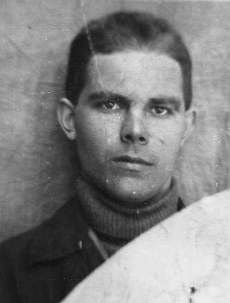 Файл:Мизгерт Петр Станиславович (1912).jpg