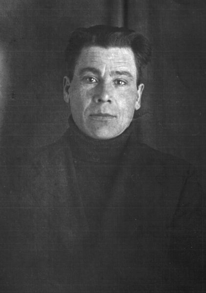 Файл:Петров Алексей Артемьевич (1913).jpg