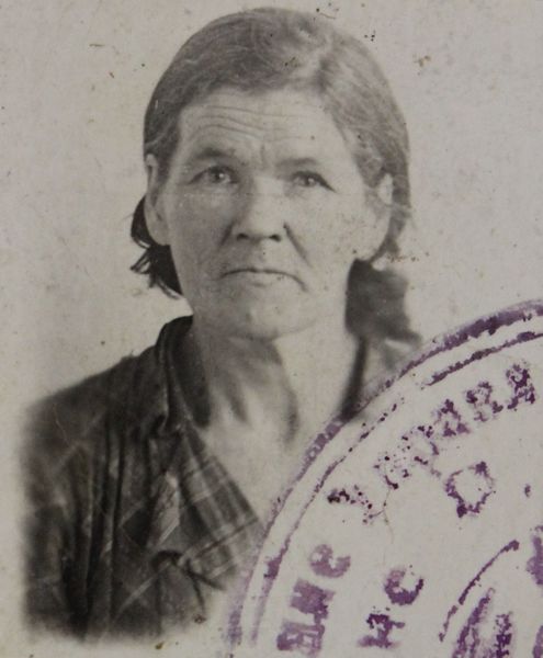 Файл:Хлюпина Агафья Ивановна (1889).JPG