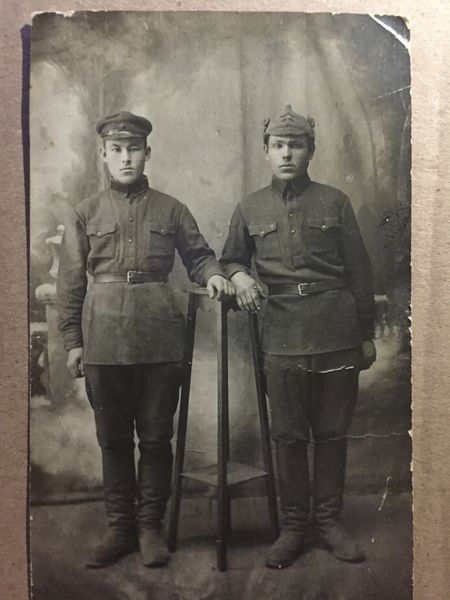 Файл:С сослуживцем до ВОВ.jpg