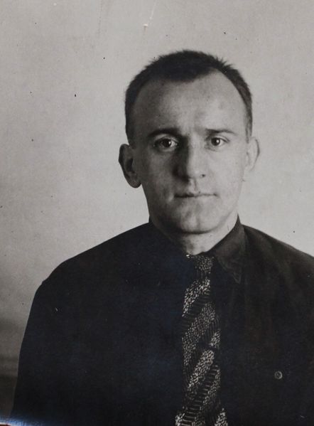 Файл:Лоцкат Курт Карлович (1911).JPG