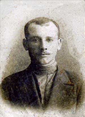 Фаренюк Николай Яковлевич (1892).jpg