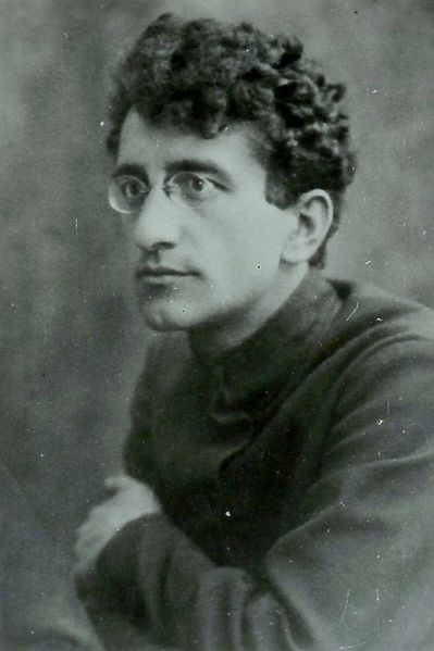 Файл:Харик Исаак Давидович (1896).jpg