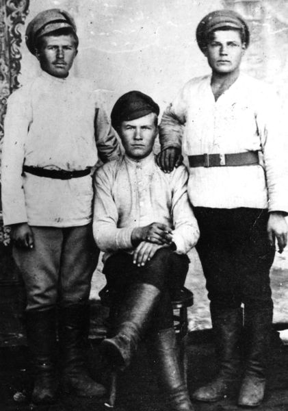 Файл:Малков Иван Степанович (1901).jpg