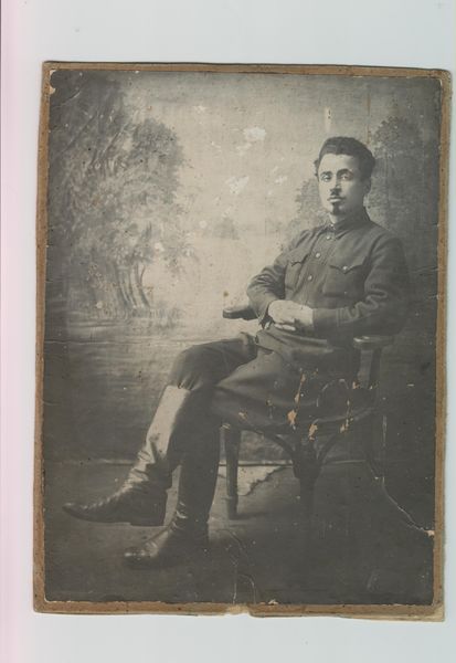 Файл:Красновский Леонид Ульянович (1903).jpg