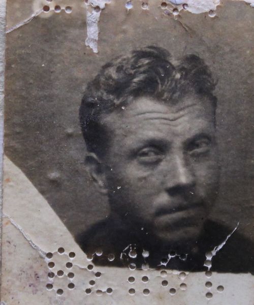 Файл:Кузьмичев Матвей Николаевич (1909).JPG