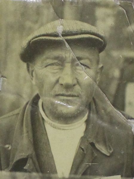 Файл:Ситников Аким Иванович (1886).JPG