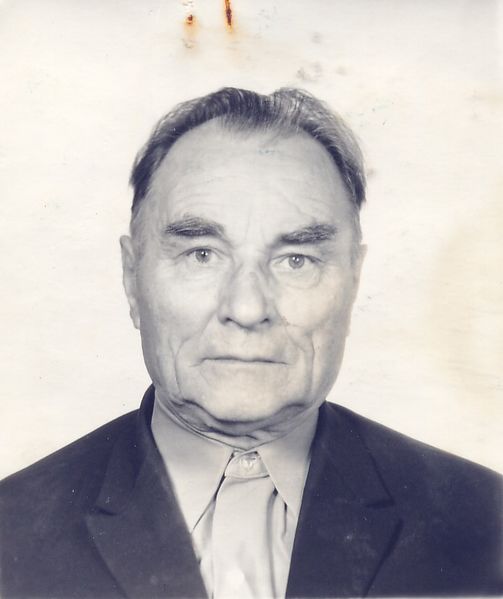 Файл:Бондаренко Кузьма Сергеевич (1913).jpg