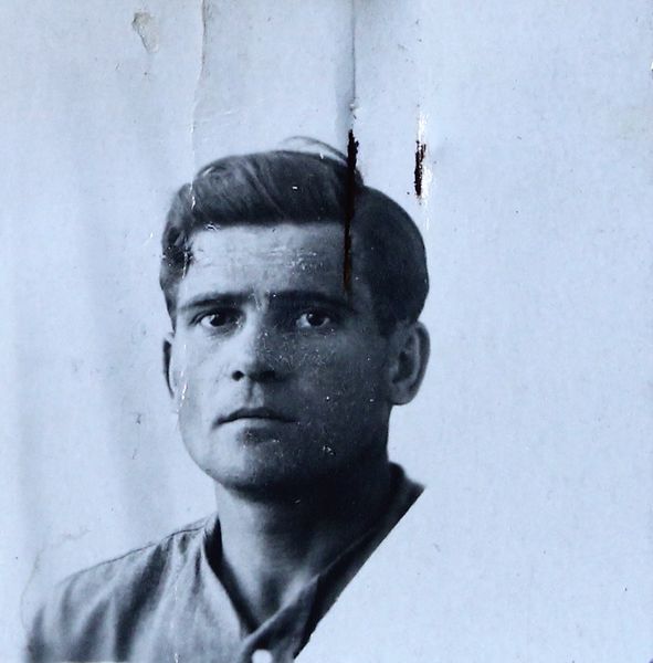 Файл:Ткаченко Иван Дмитриевич (1908).JPG