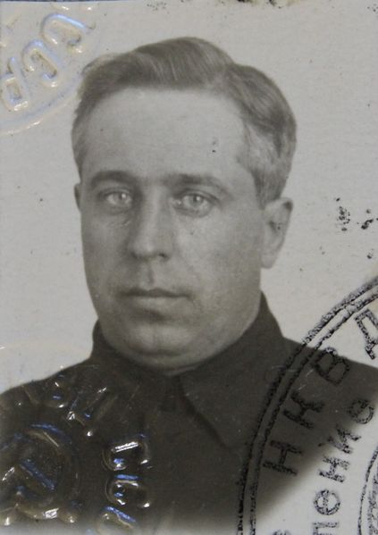 Файл:Романов Михаил Яковлевич (1904).JPG