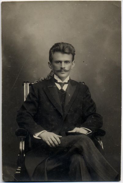 Файл:8. Борис Пигулевский.jpg