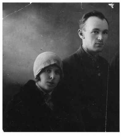 Келлер Александр Федорович (1895) с женой Келлер Марией Ивановной.jpg