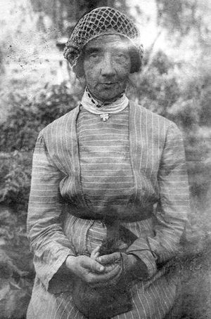 Самсонова Вера Николаевна (1880).jpg